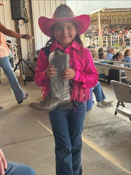 12bc3fe7-e6e7-455b-9b9a-b0e01aa566e0